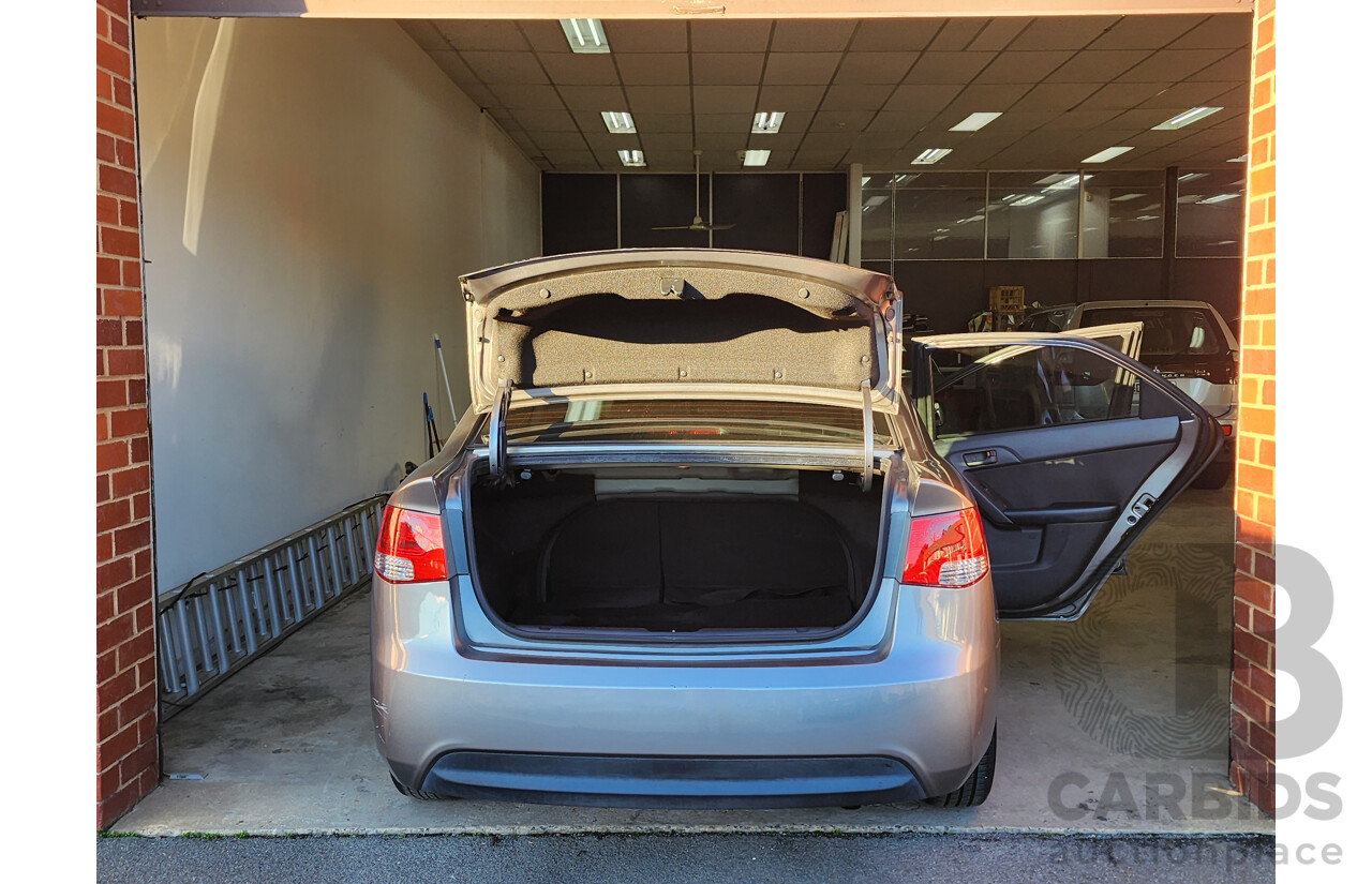 11/2011 Kia Cerato Si TD MY11 4d Sedan Grey 2.0L