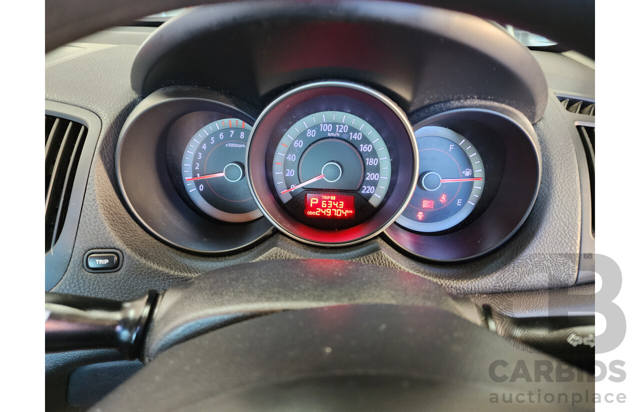 11/2011 Kia Cerato Si TD MY11 4d Sedan Grey 2.0L