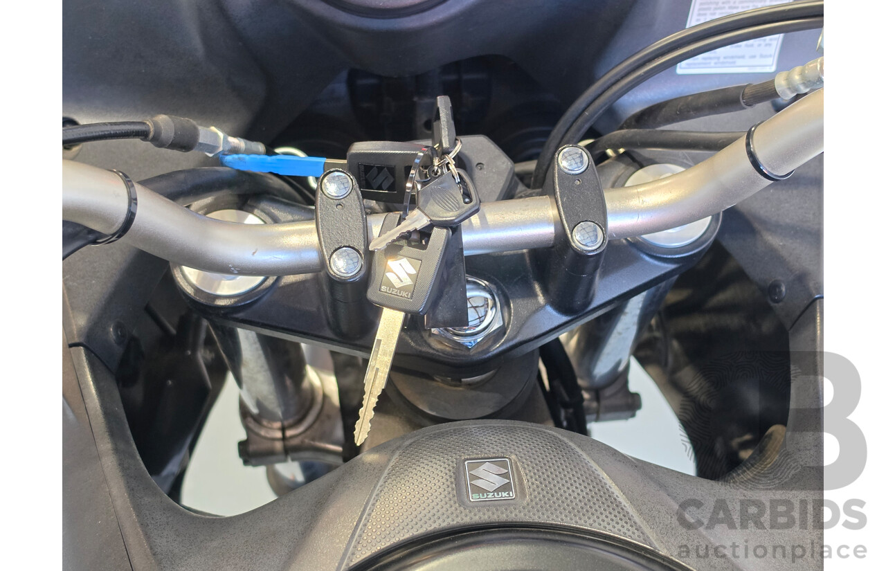 05/2012 Suzuki V-Strom 650 Motorcycle 645cc