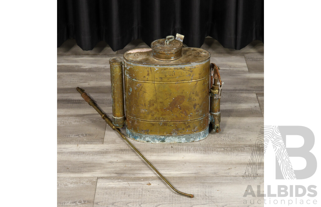 Vintage Rega Backpack Sprayer