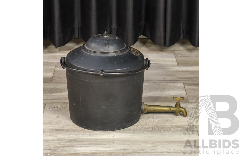Vintage Kendrick & Sons Lidded Camp Pot