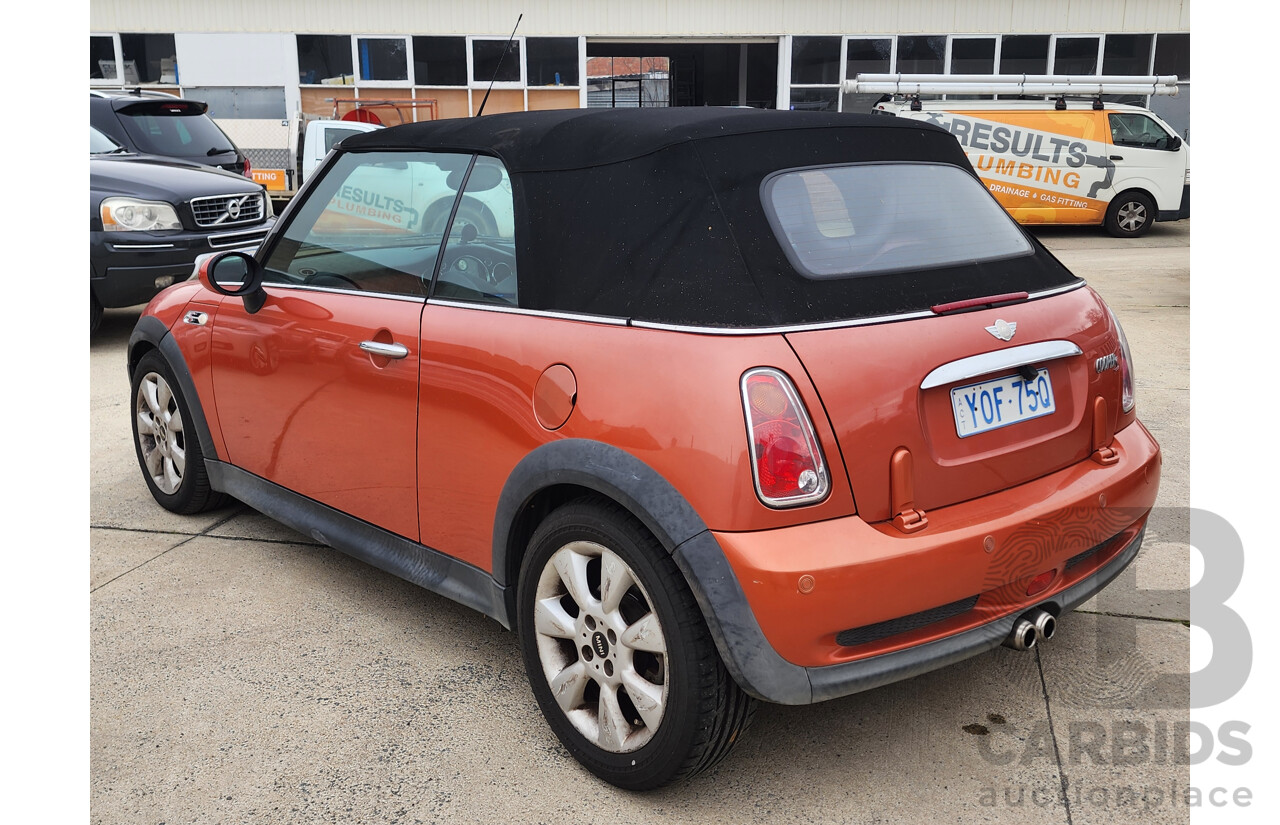 06/2006 Mini Cooper S Cabrio R52 2d Cabriolet Orange 1.6L