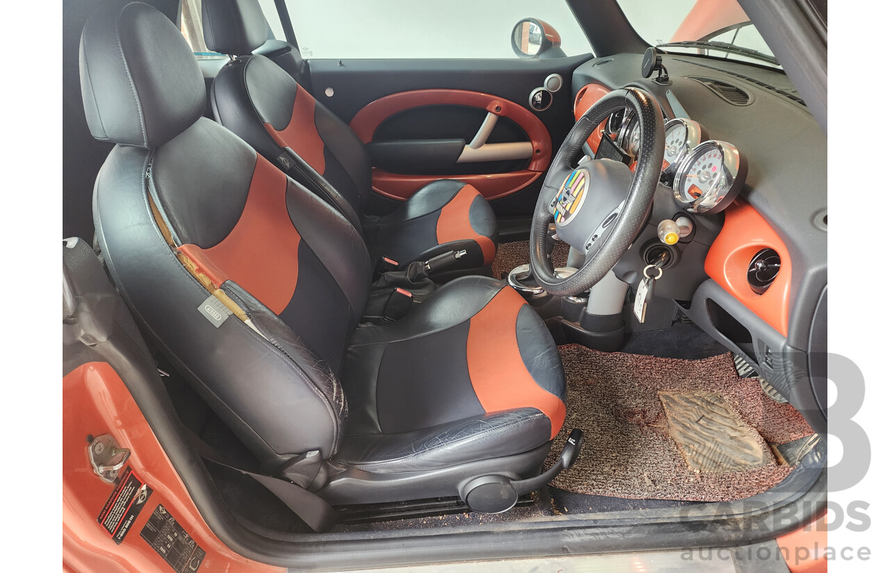 06/2006 Mini Cooper S Cabrio R52 2d Cabriolet Orange 1.6L
