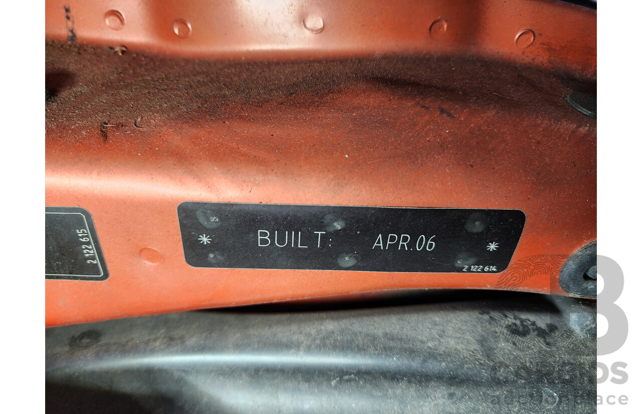 06/2006 Mini Cooper S Cabrio R52 2d Cabriolet Orange 1.6L