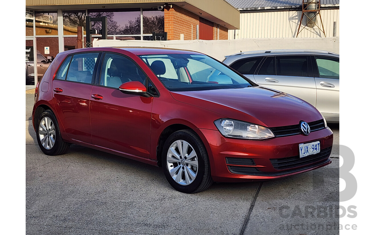 04/2014 Volkswagen Golf 90 TSI Comfortline AU MY14 5d Hatchback Red 1.4L