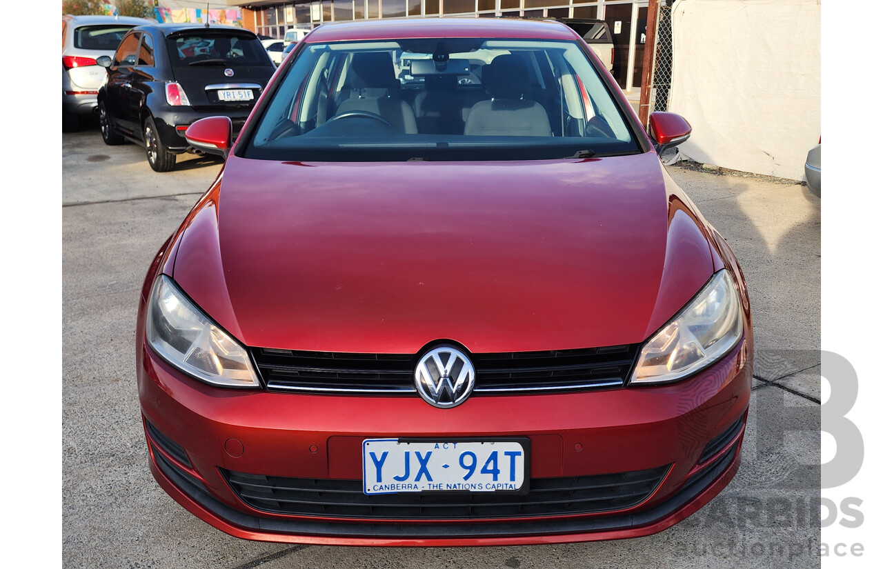 04/2014 Volkswagen Golf 90 TSI Comfortline AU MY14 5d Hatchback Red 1.4L