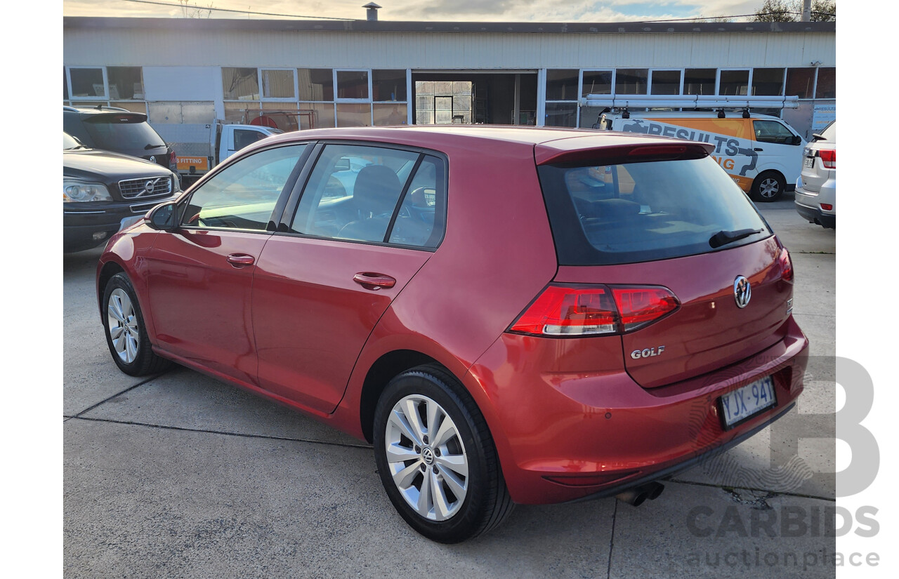 04/2014 Volkswagen Golf 90 TSI Comfortline AU MY14 5d Hatchback Red 1.4L