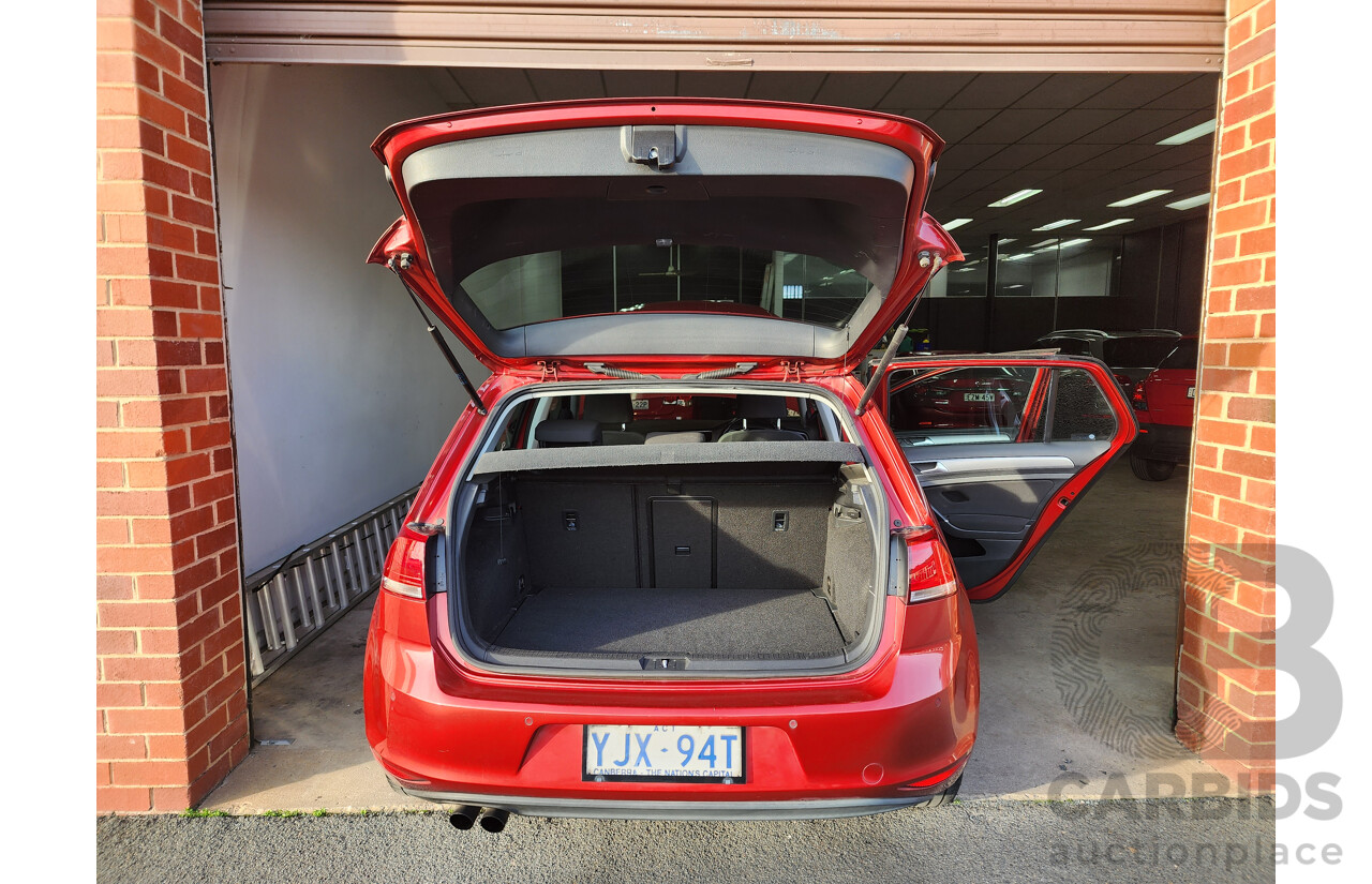 04/2014 Volkswagen Golf 90 TSI Comfortline AU MY14 5d Hatchback Red 1.4L