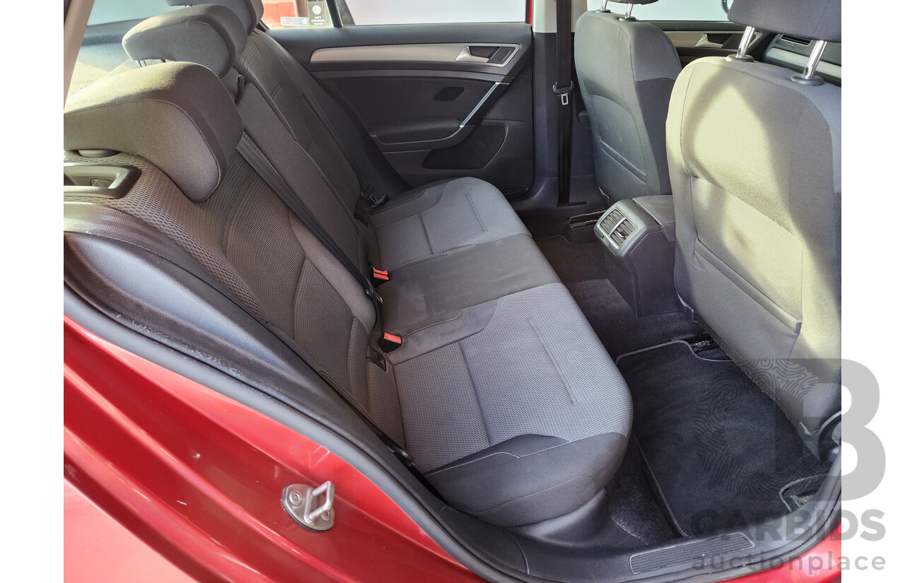 04/2014 Volkswagen Golf 90 TSI Comfortline AU MY14 5d Hatchback Red 1.4L