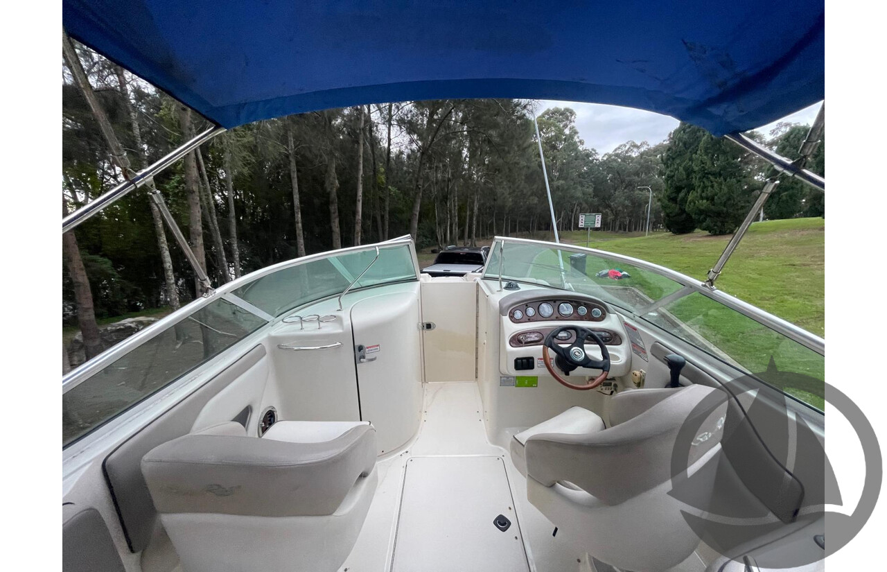 NO RESERVE - 2004 Searay 270 Sundeck, 496 Mercruiser V8, Bravo 3 Leg