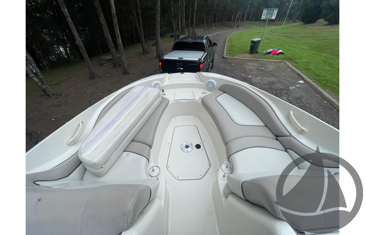 NO RESERVE - 2004 Searay 270 Sundeck, 496 Mercruiser V8, Bravo 3 Leg