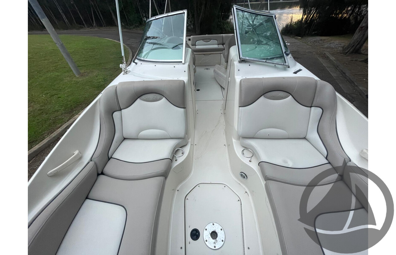 NO RESERVE - 2004 Searay 270 Sundeck, 496 Mercruiser V8, Bravo 3 Leg