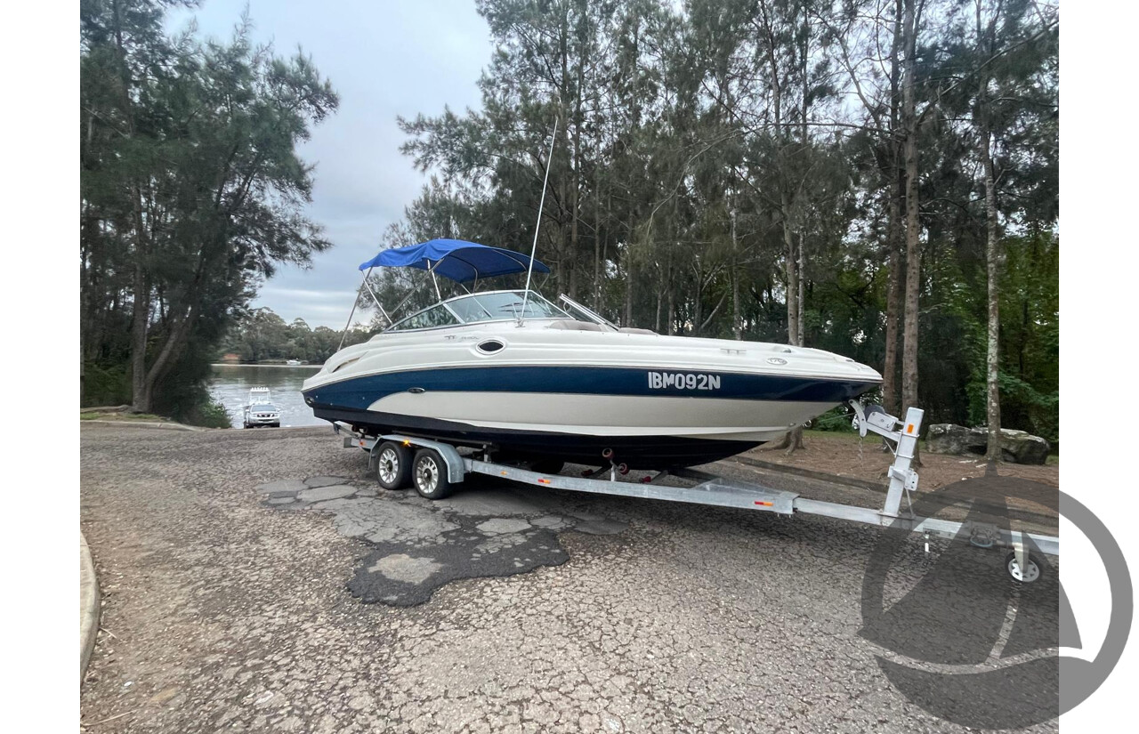NO RESERVE - 2004 Searay 270 Sundeck, 496 Mercruiser V8, Bravo 3 Leg