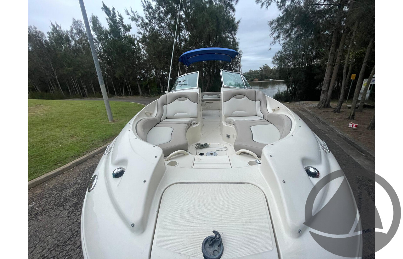 NO RESERVE - 2004 Searay 270 Sundeck, 496 Mercruiser V8, Bravo 3 Leg
