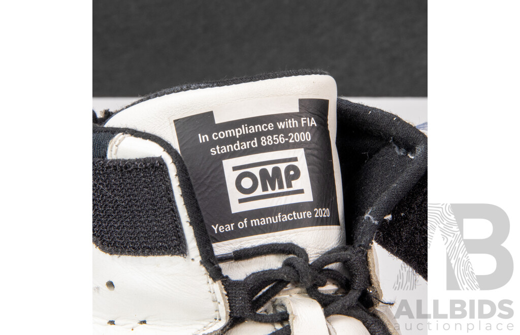 Shane Van Gisbergen Signed OMP One Evo Race Worn Shoes - 2023 Albert Park Season Opening Win