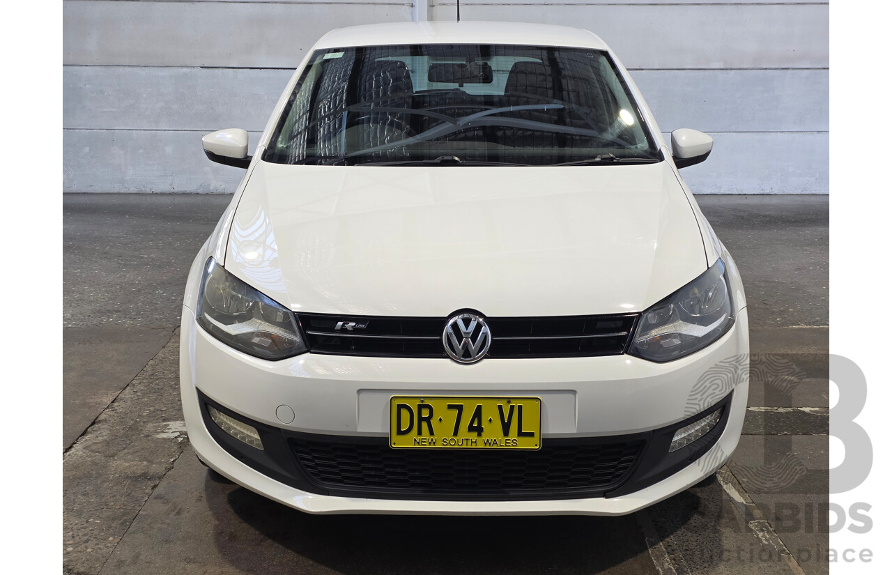4/2013 Volkswagen Polo 77TSI Comfortline FWD 6R MY13.5 5d Hatchback White 1.2L