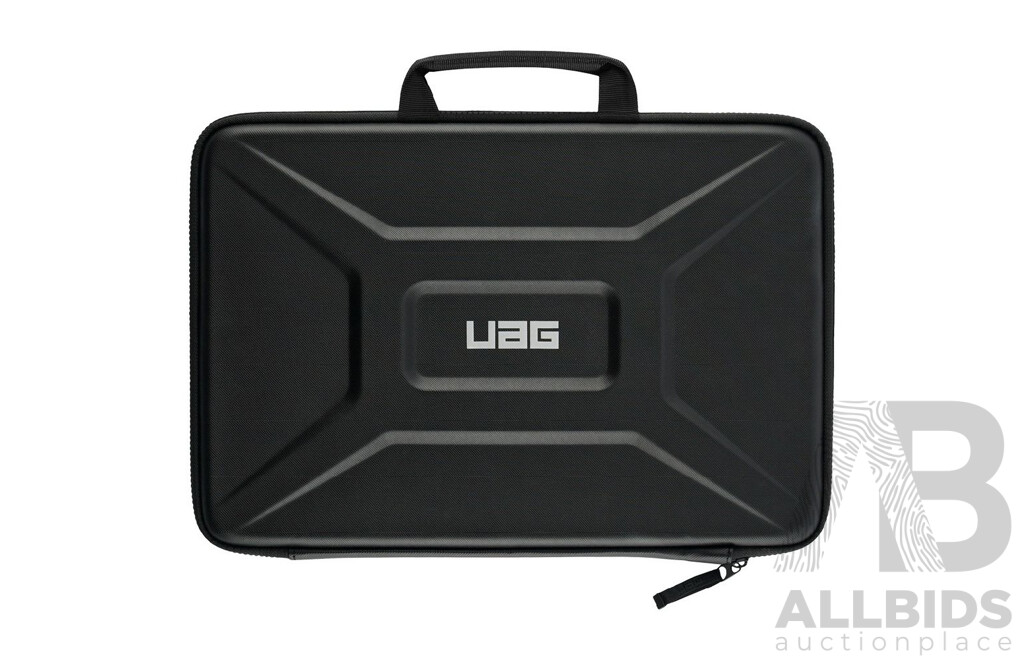 UAG 982010114040 Large Sleeve Case with Handles 16'' Black