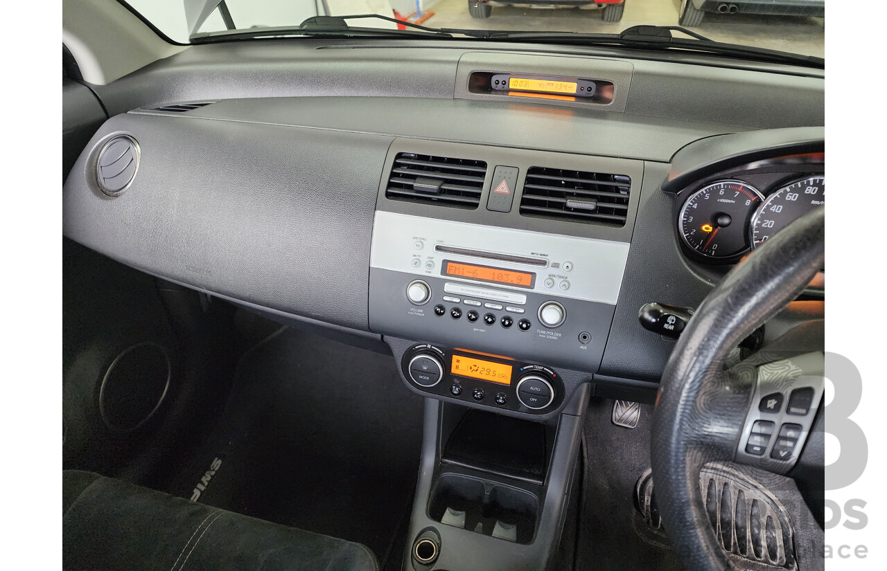 02/2010 Suzuki Swift RE.4 EZ MY07 UPDATE 5d Hatchback Black 1.5L