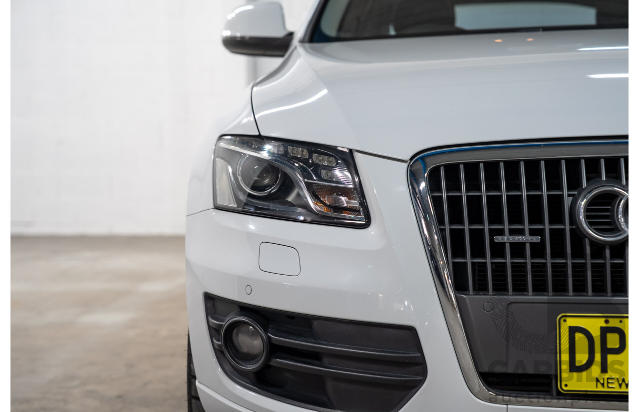 06/2011 Audi Q5 2.0 TFSI Quattro (AWD) 8R MY12 4D Wagon White Turbo 2.0L