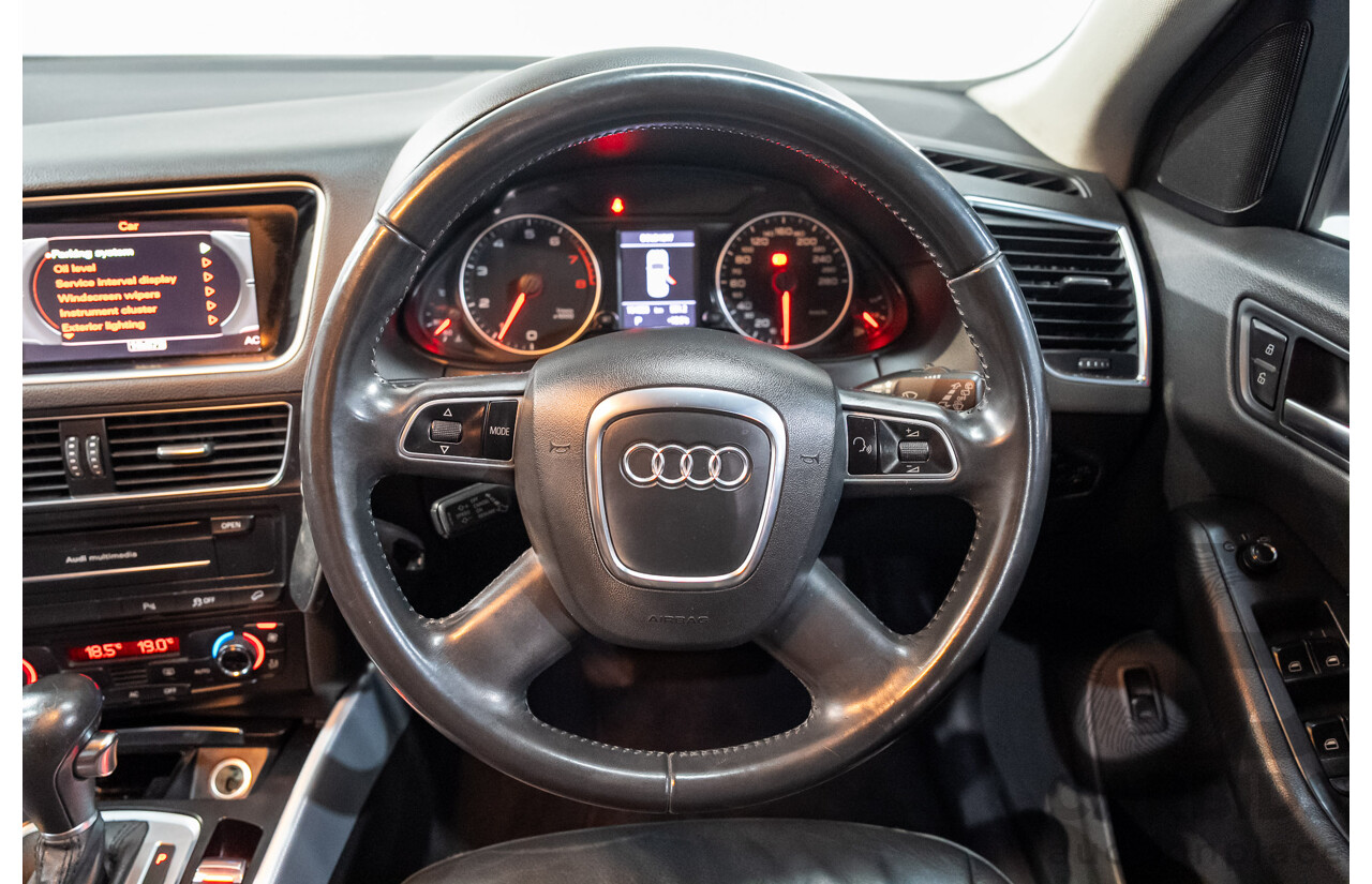 06/2011 Audi Q5 2.0 TFSI Quattro (AWD) 8R MY12 4D Wagon White Turbo 2.0L