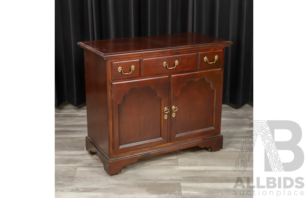 Georgian Style Bar Cart by Drexel Furniture