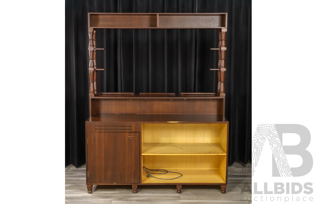 Large Two Piece Bar Unit with Four Barstools
