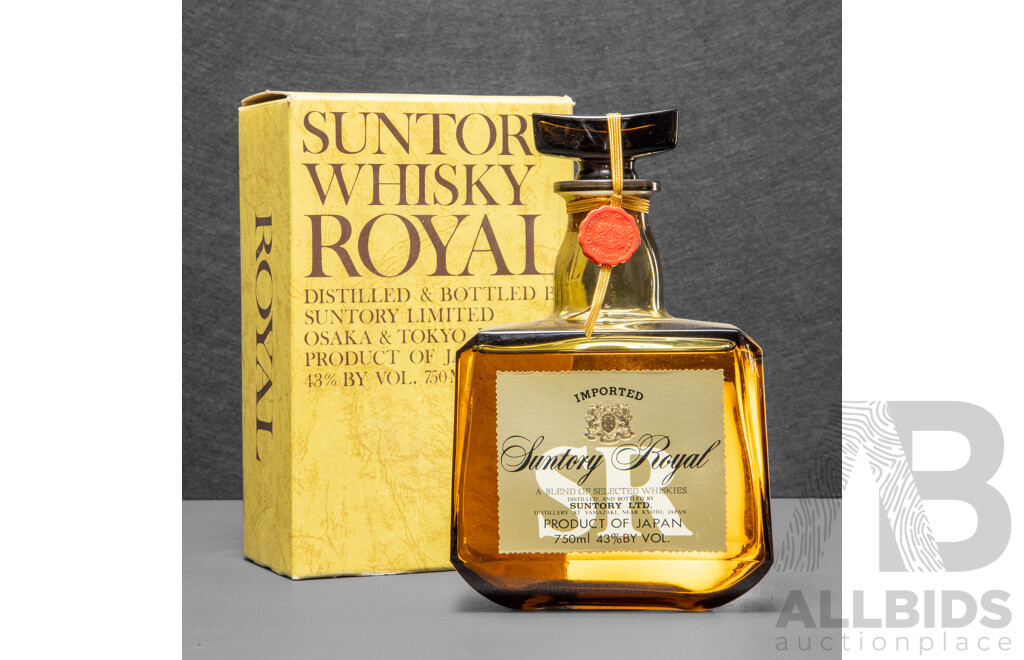 Suntory Whisky Royal in Presentation Box