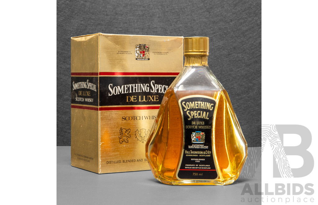 Something Special De Luxe Scotch Whisky in Presentation Box