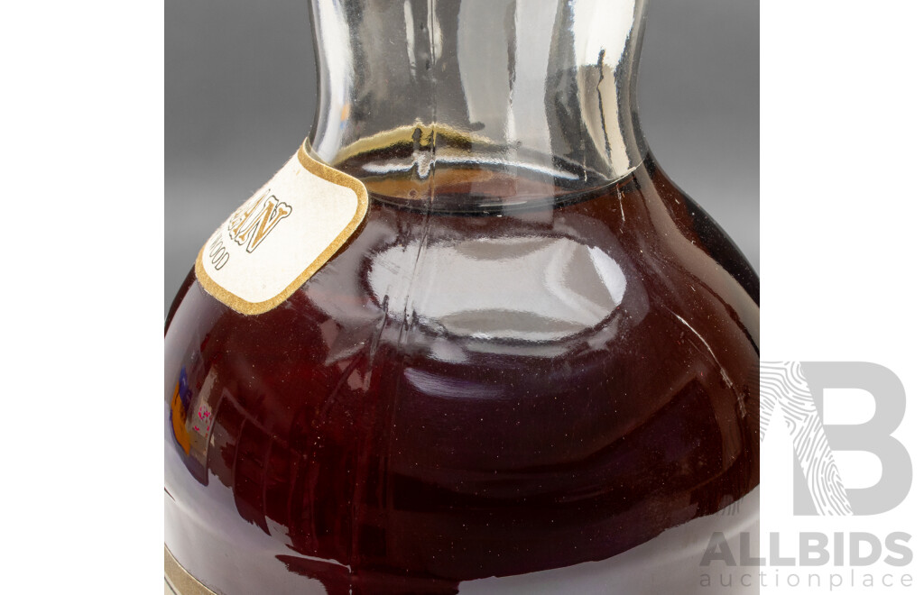 Vintage the Macallan Distillery Pure Highland Malt Scotch Whisky, Early 1980's Bottling