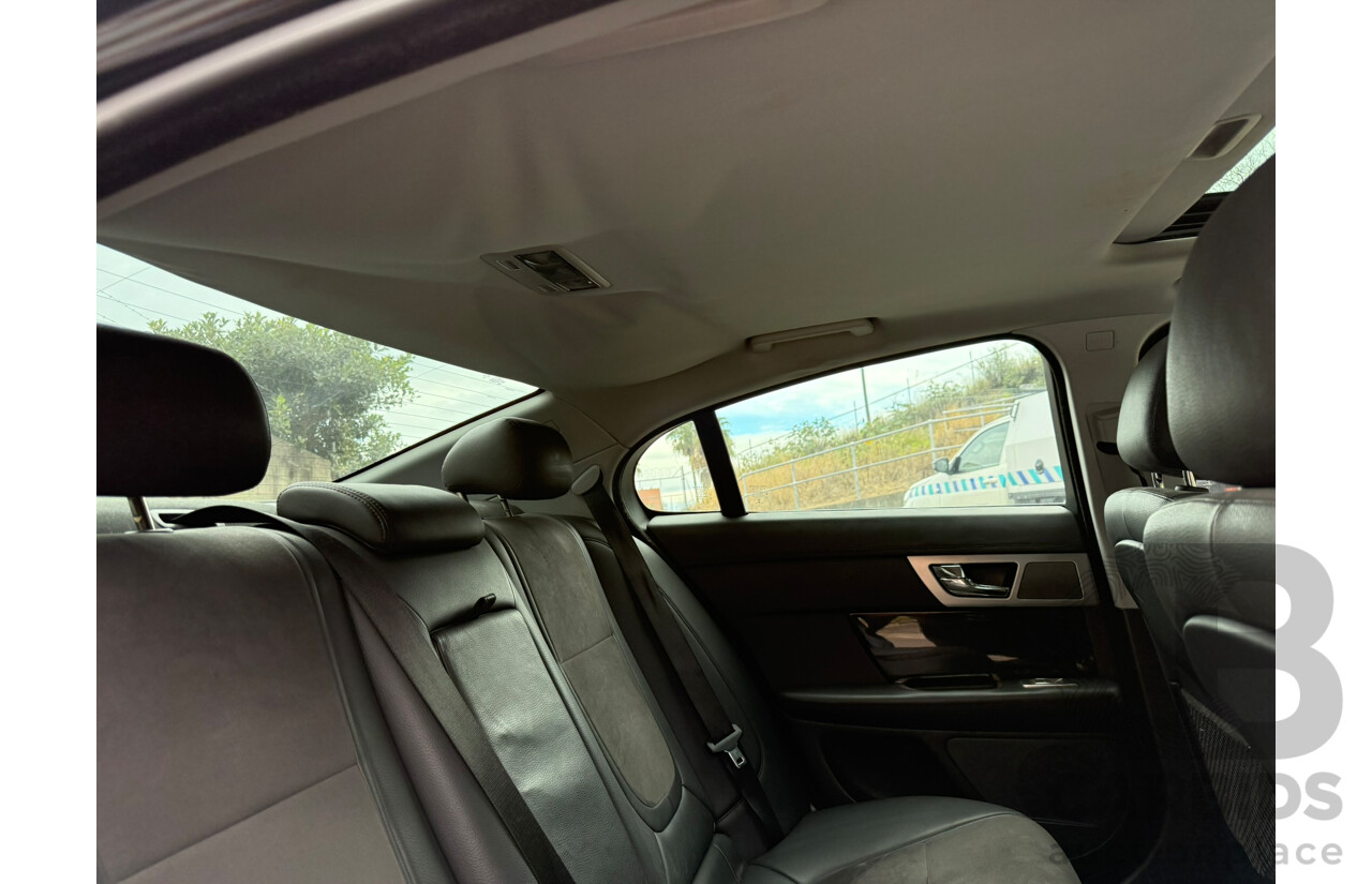 01/2013 Jaguar XF 2.0 Luxury MY13 4d Sedan Black 2.0L