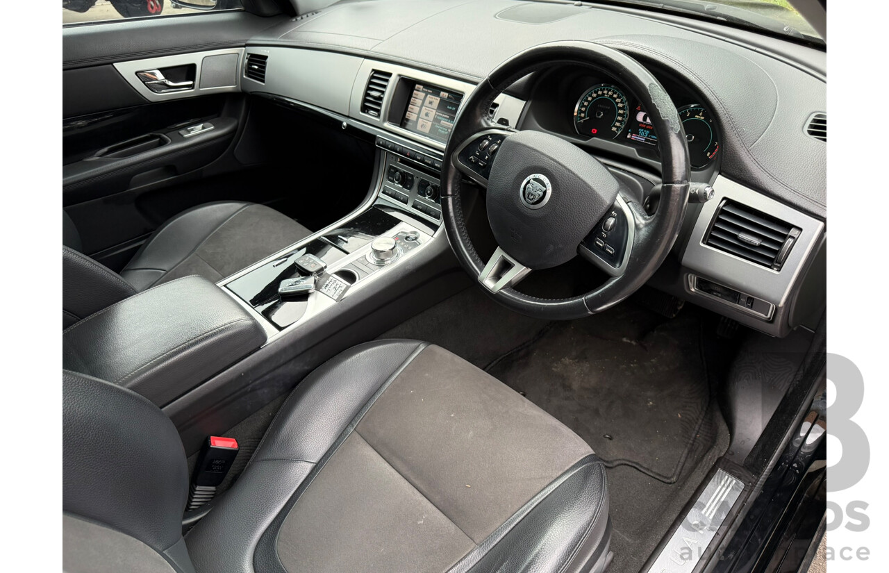 01/2013 Jaguar XF 2.0 Luxury MY13 4d Sedan Black 2.0L
