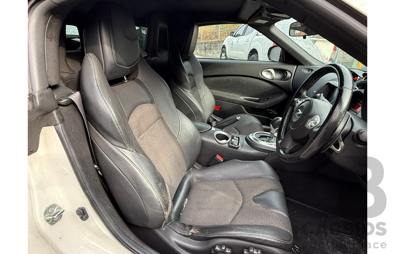 09/2015 Nissan 370Z  RWD Z34 MY14 2D Roadster White 3.7L