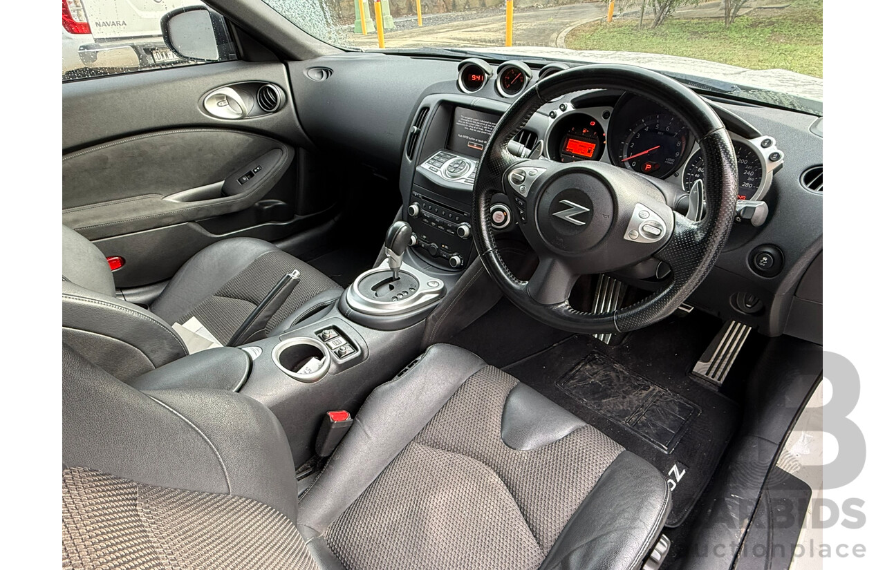 09/2015 Nissan 370Z  RWD Z34 MY14 2D Roadster White 3.7L