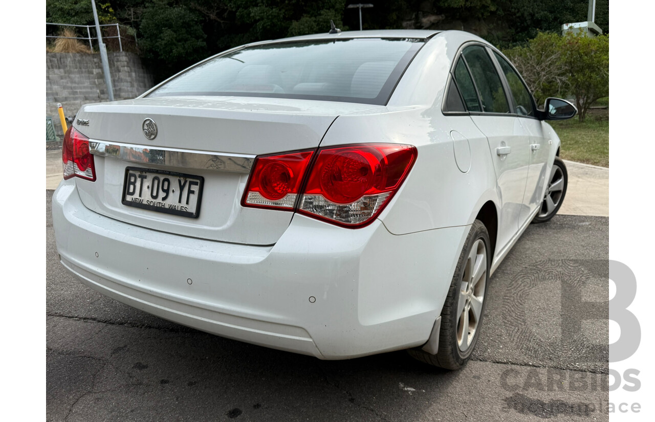 03/2013 Holden Cruze CD FWD JH MY13 4D Sedan White 1.8L