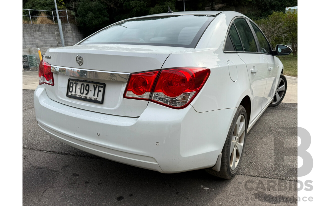 03/2013 Holden Cruze CD FWD JH MY13 4D Sedan White 1.8L