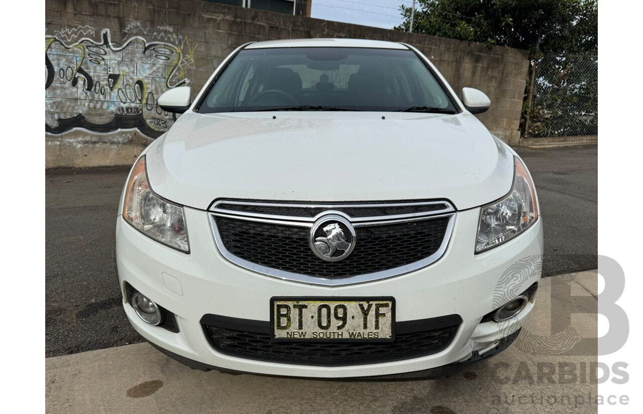 03/2013 Holden Cruze CD FWD JH MY13 4D Sedan White 1.8L