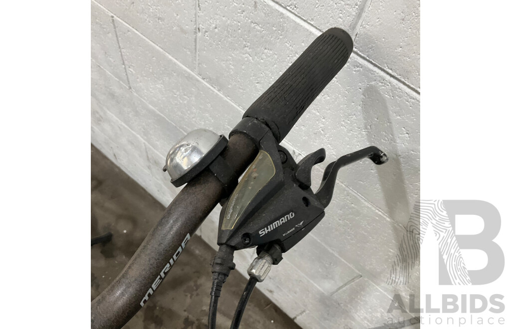 Merida M/L Crossway Bike