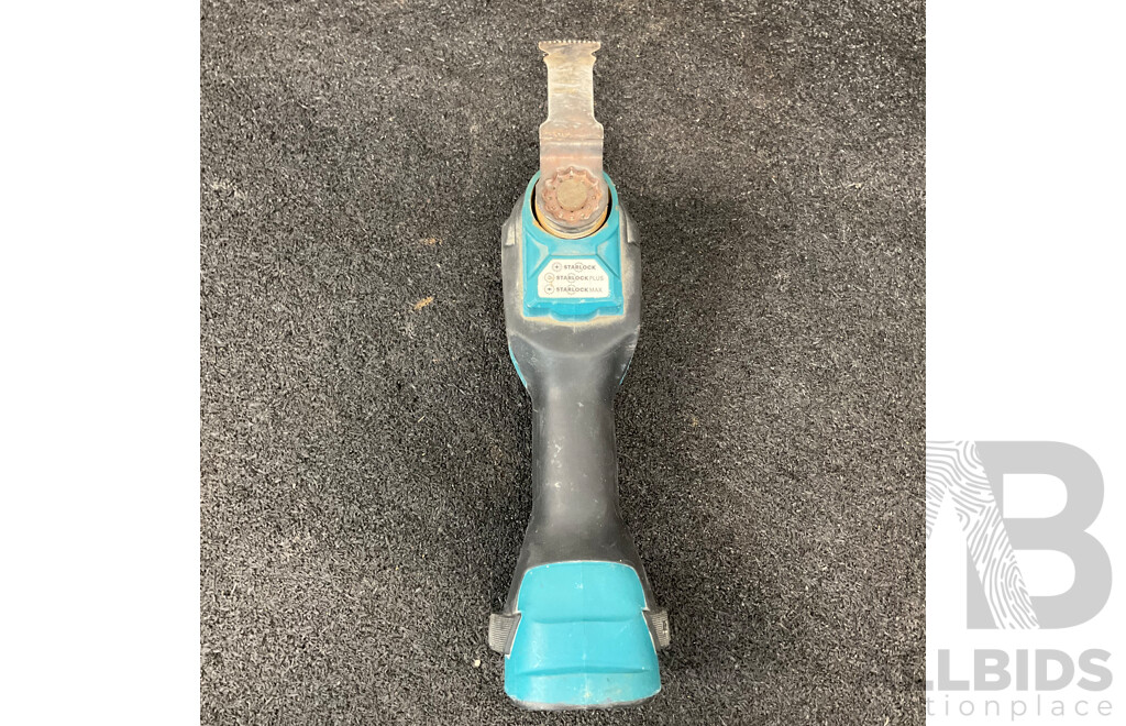 MAKITA 18V Multi-Tool (DTM52)  - Skin Only