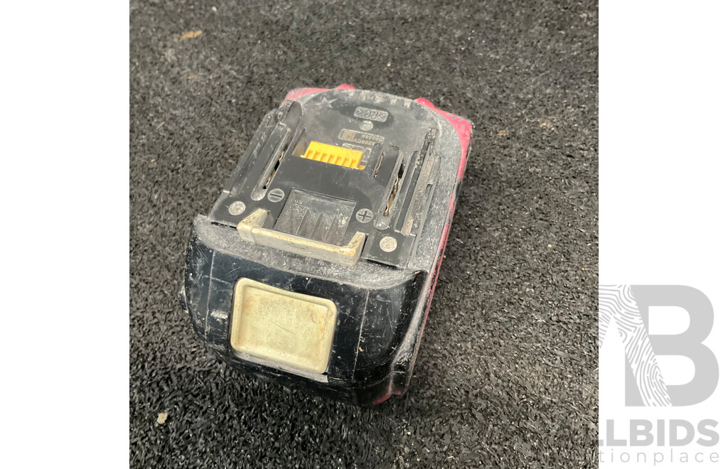 MAKITA 18V Impact Driver (DTD154) with 5.0Ah Battery 