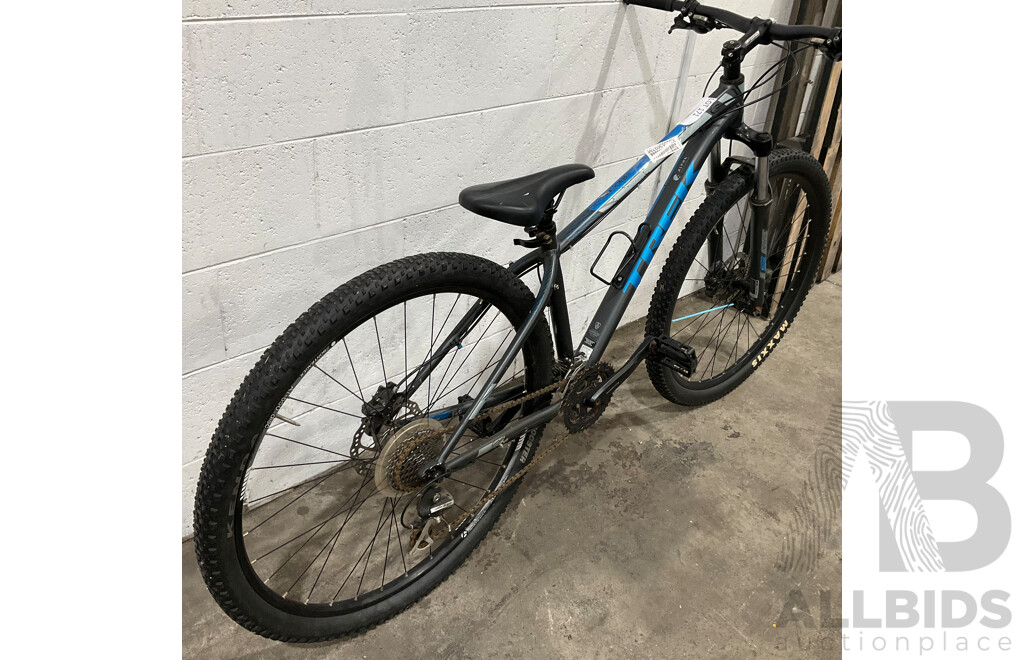 Trek X Caliber 5 Bike (17.5’’)