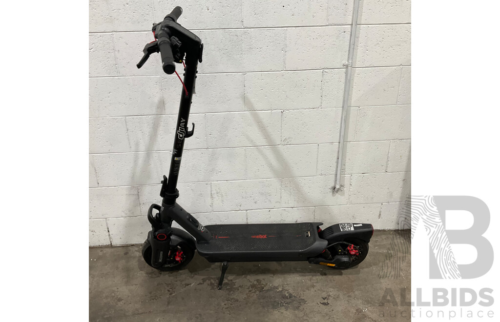 Segway EKick Scooter Ninebot MAX G3