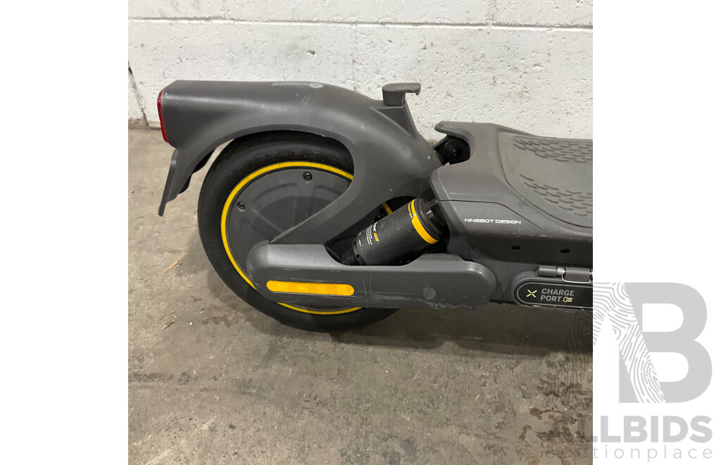Ninebot Kick Scooter Max G2