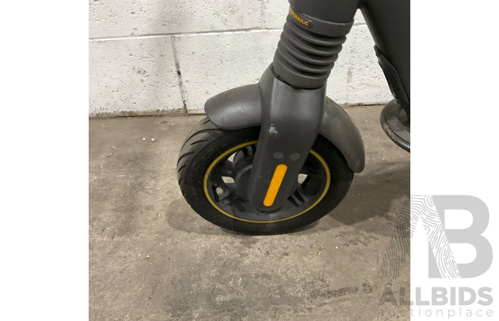 Ninebot Kick Scooter Max G2