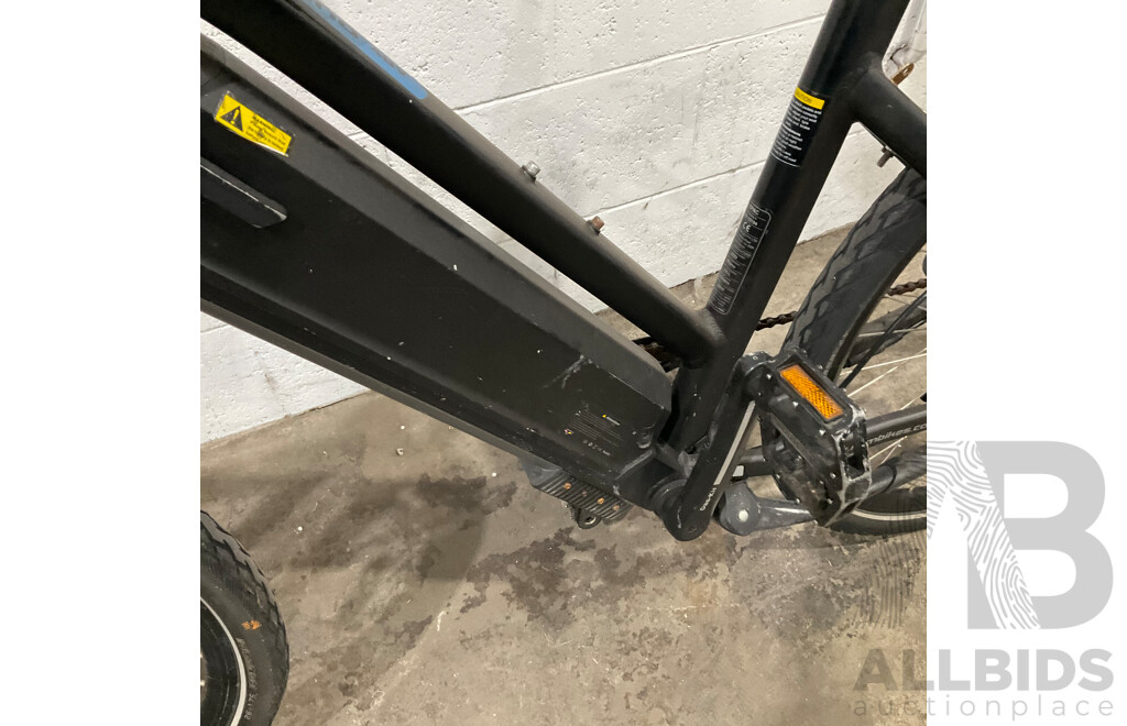 2020 NCM 26'' Milano 48V E-bike