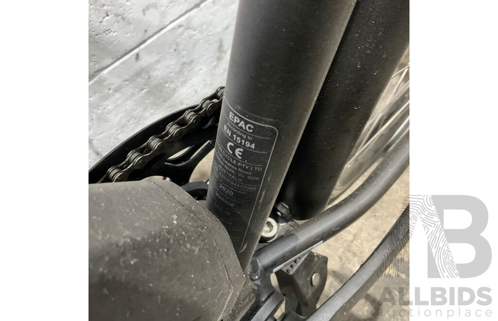 2020 NCM 28'' Venice 48V E-bike