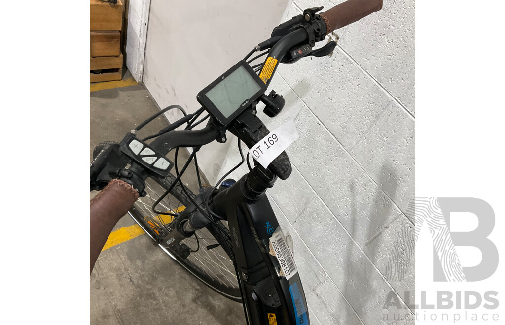 2023 NCM 28'' Milano Plus 48V E-bike