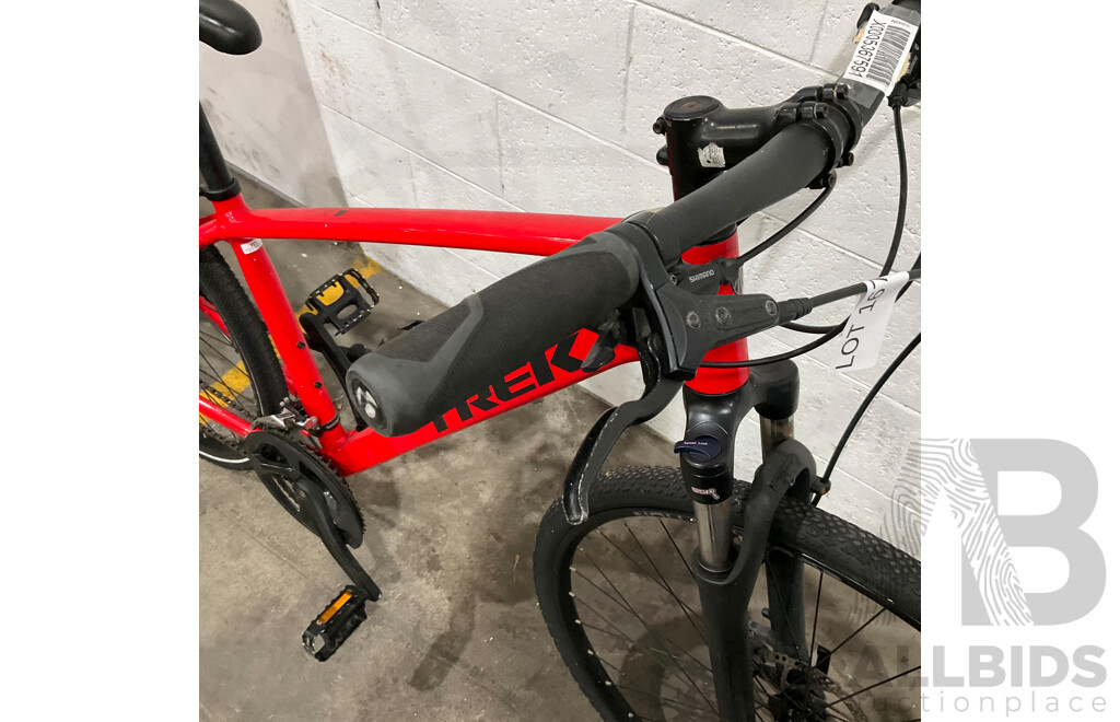 TREK Size M (50cm) Bike
