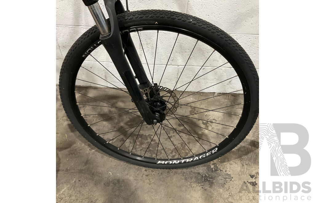 TREK Size M (50cm) Bike