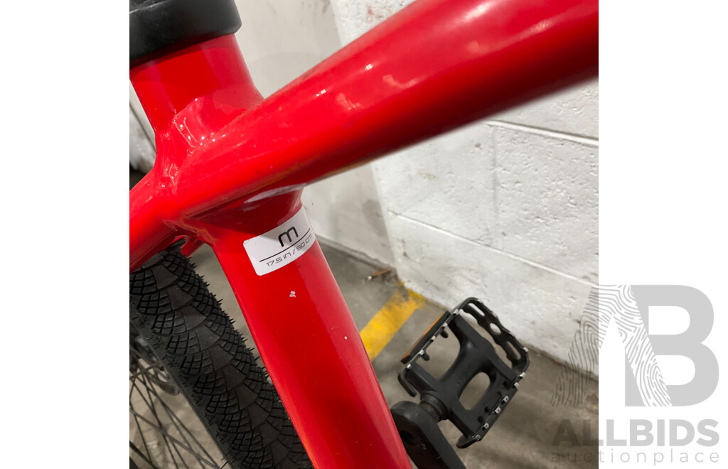 TREK Size M (50cm) Bike