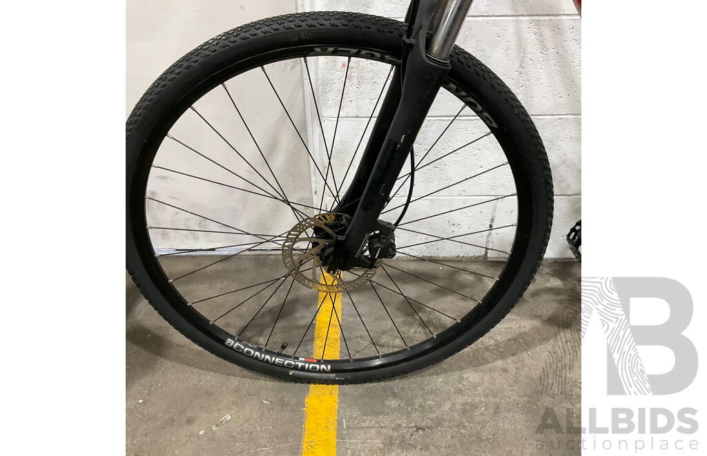 TREK Size M (50cm) Bike